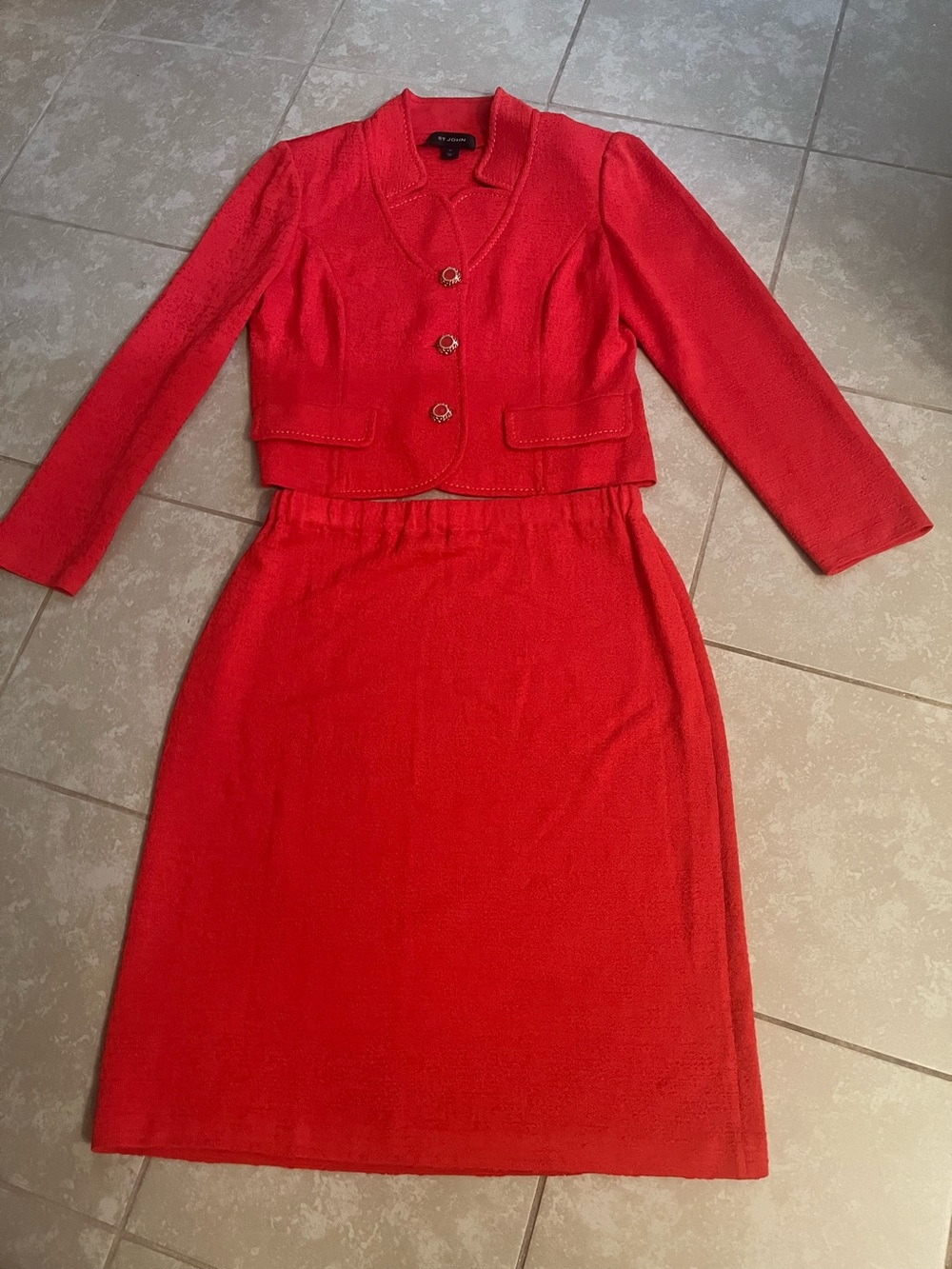 St. John Vibrant Red Two-Piece Pencil Skirt Suit